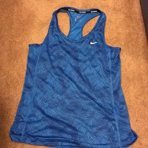 Nike running top